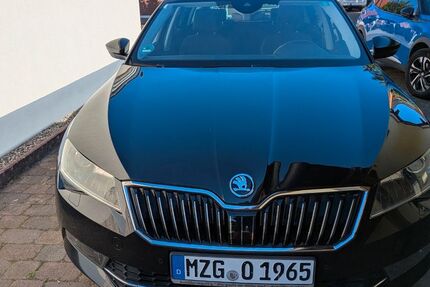 Skoda Superb 201.000 km 13.300 &euro; Mettlach 66693