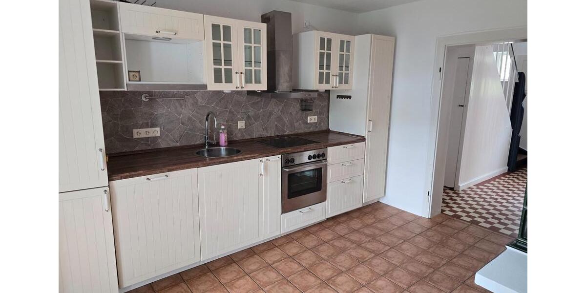 Bauernhaus, Landhaus Osburg - 4 Zimmer, 90 m&sup2;, 295.000&euro; | Angebot:26957958