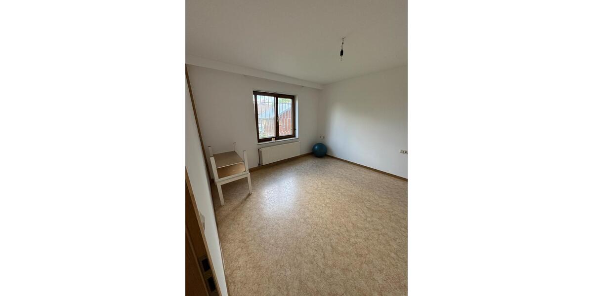 Erdgeschoßwohnung Bitburg - 1 Zimmer, 69 m&sup2;, 900&euro; | Angebot:25407973